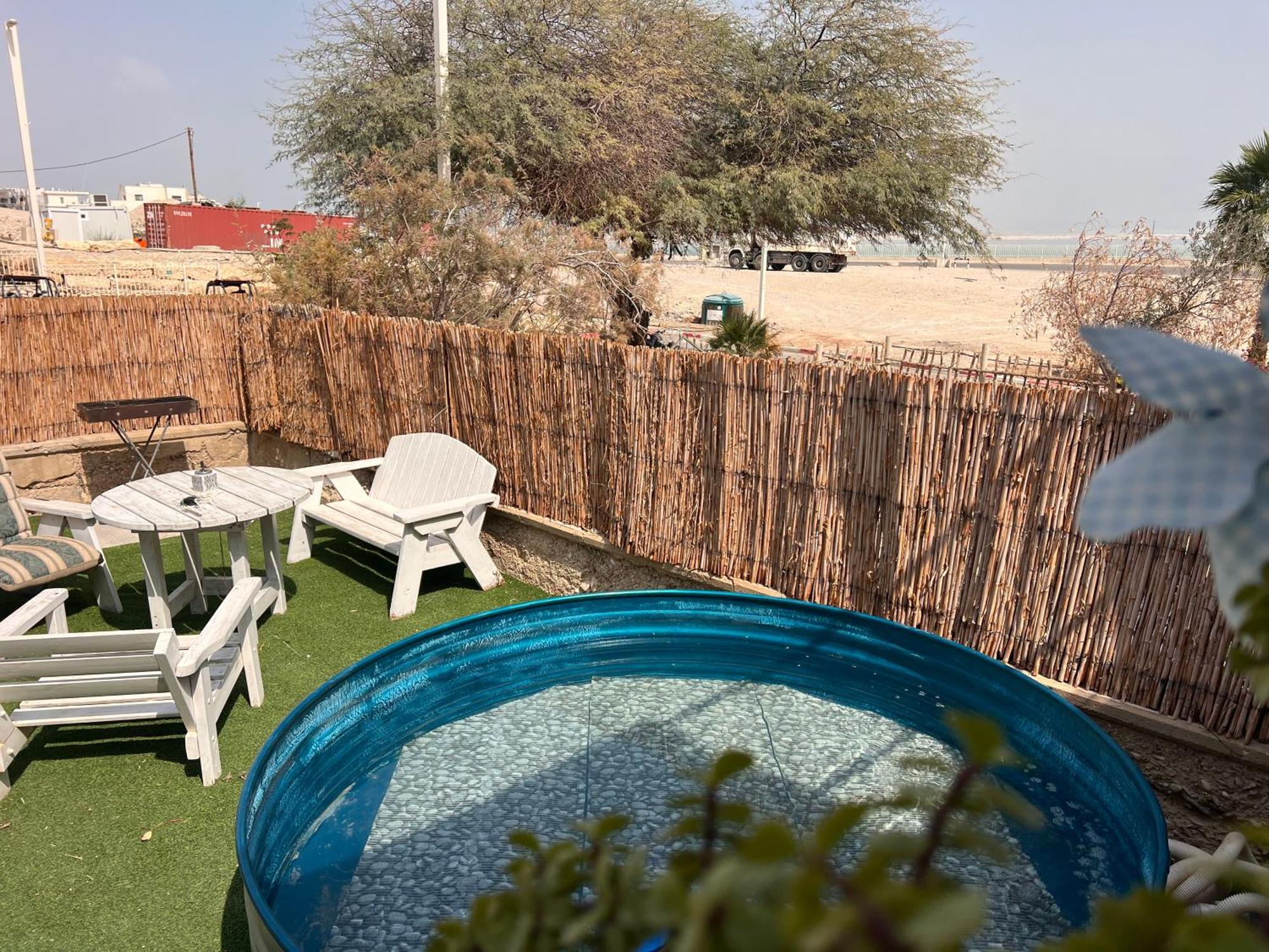 King Of The Dead Sea By Crown Apartment Neve Zohar Exterior photo